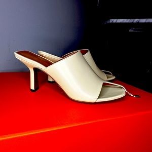 Gorgeous Neous Jumel 80MM Mule Size 39 - Brand New In Box